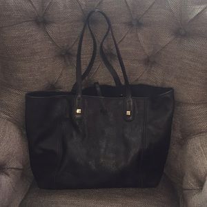 Black leather Stella and Dot tote bag
